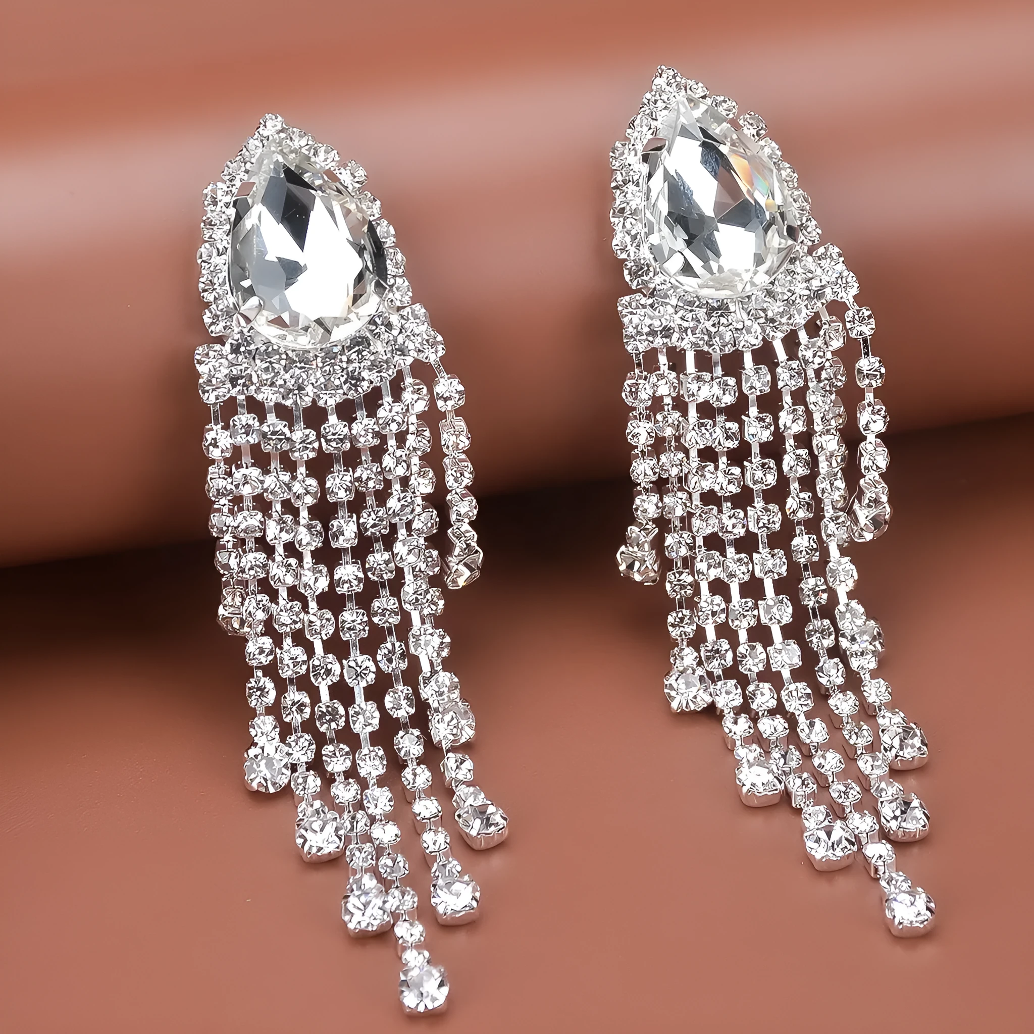 Rhinestone tassel drop earrings diamond finish silver green red 10x2.5 cm