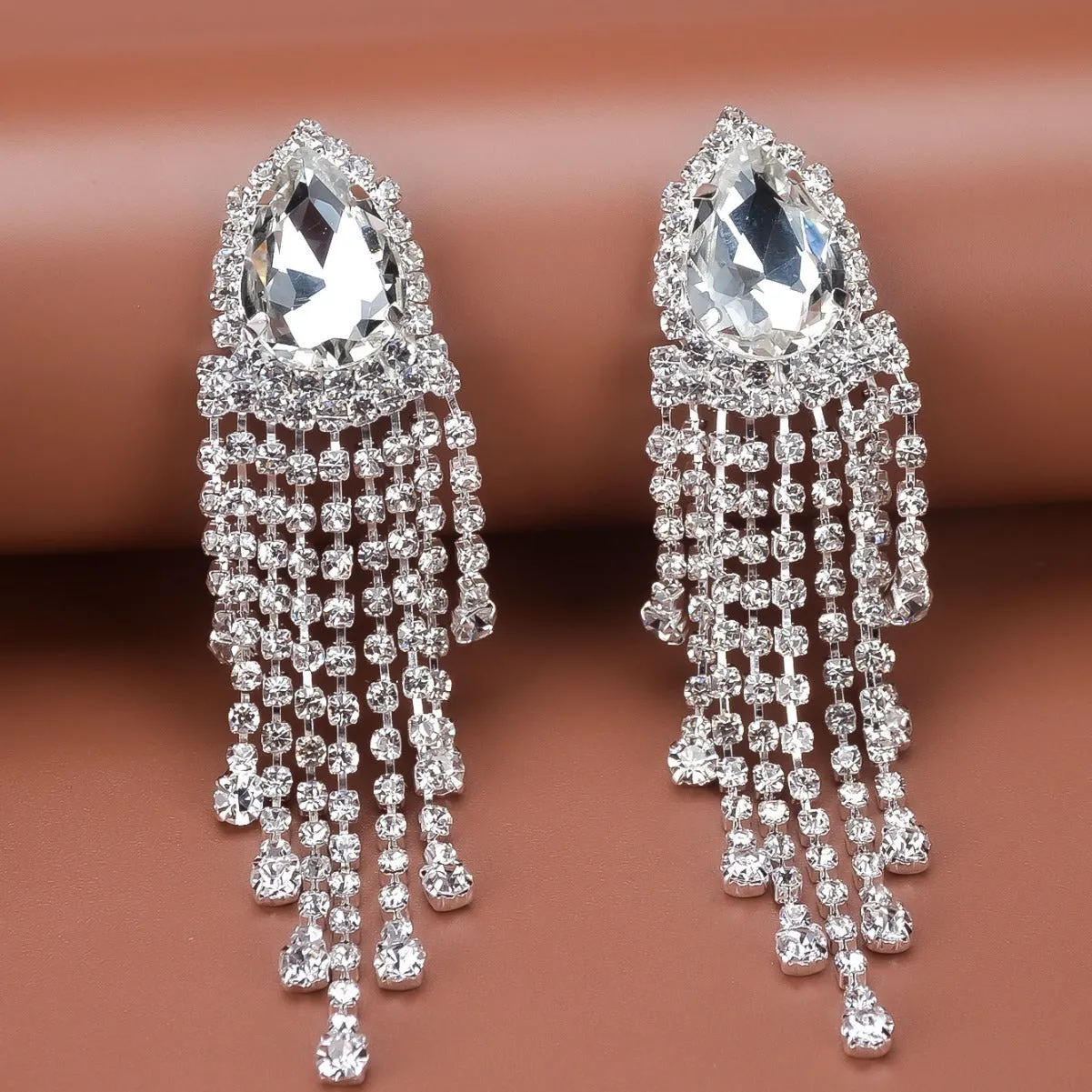 Rhinestone tassel drop earrings diamond finish silver green red 10x2.5 cm