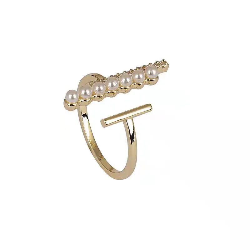 Gold geometric copper ring for women, high-grade light luxury design