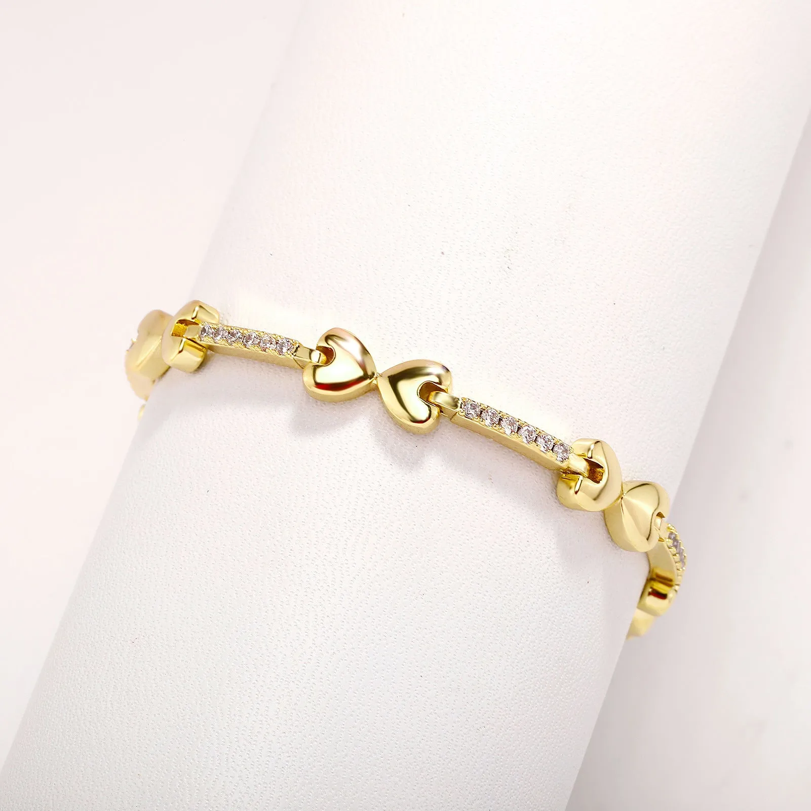 European hip hop bracelet tennis chain inlaid copper with box buckle in gold finish