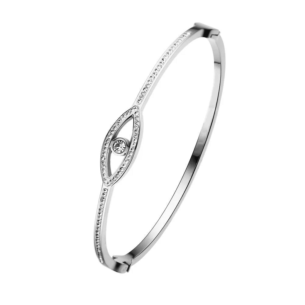 Non-fading electroplated stainless steel bracelet for women in gold colour