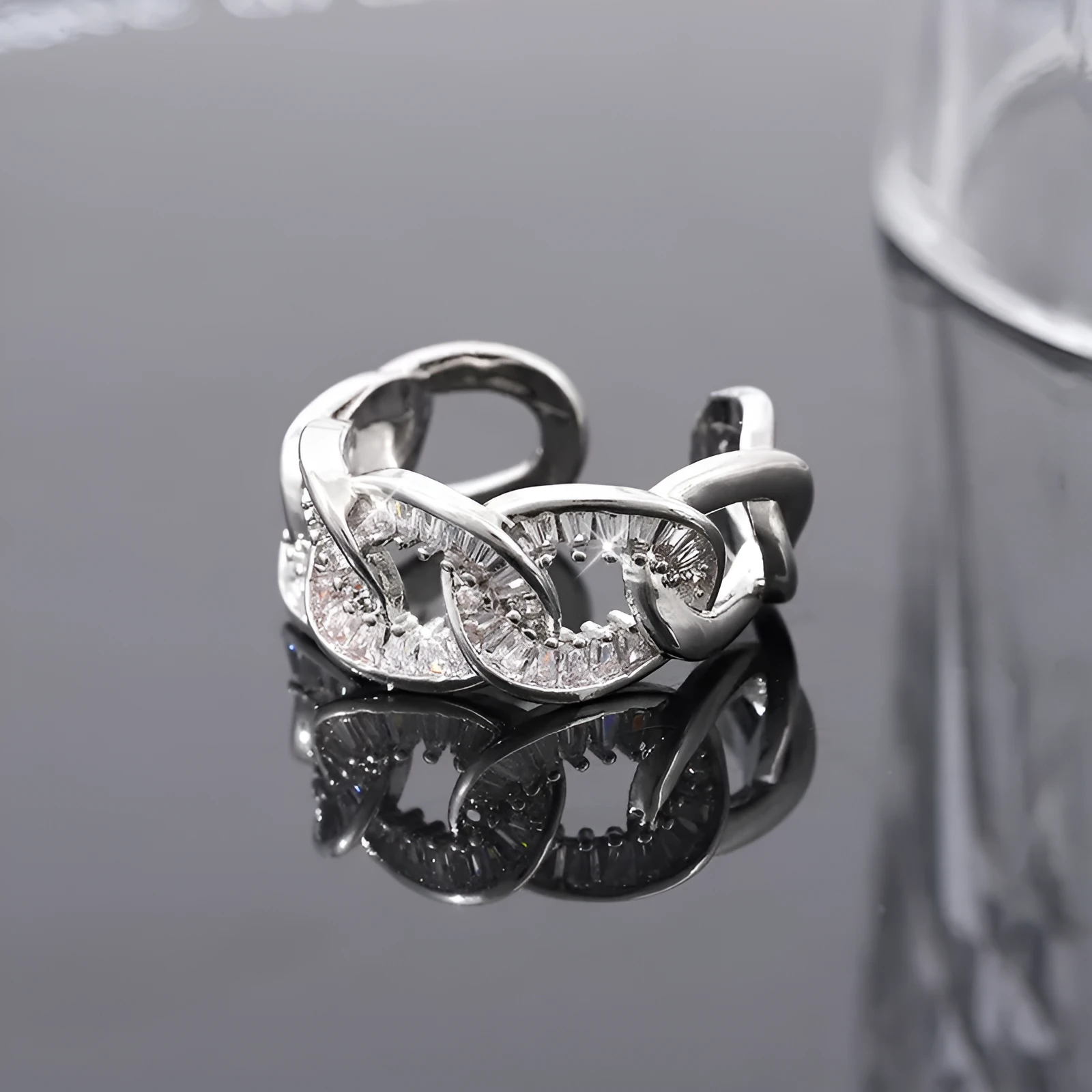 High-grade women's ethnic ring with non-fading zircon in silver copper electroplated finish
