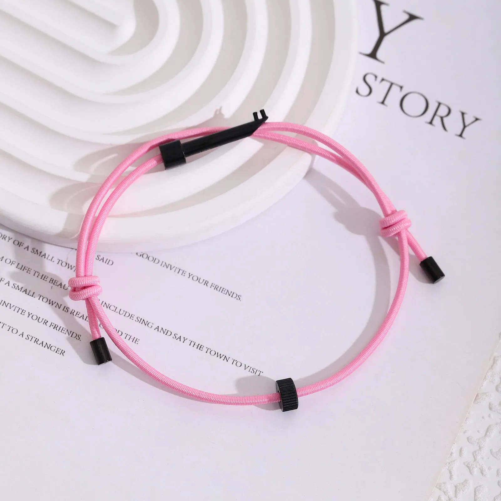 Tungsten carbide adjustable bracelet for emergency window breaking, unisex geometric style, available in multiple colours