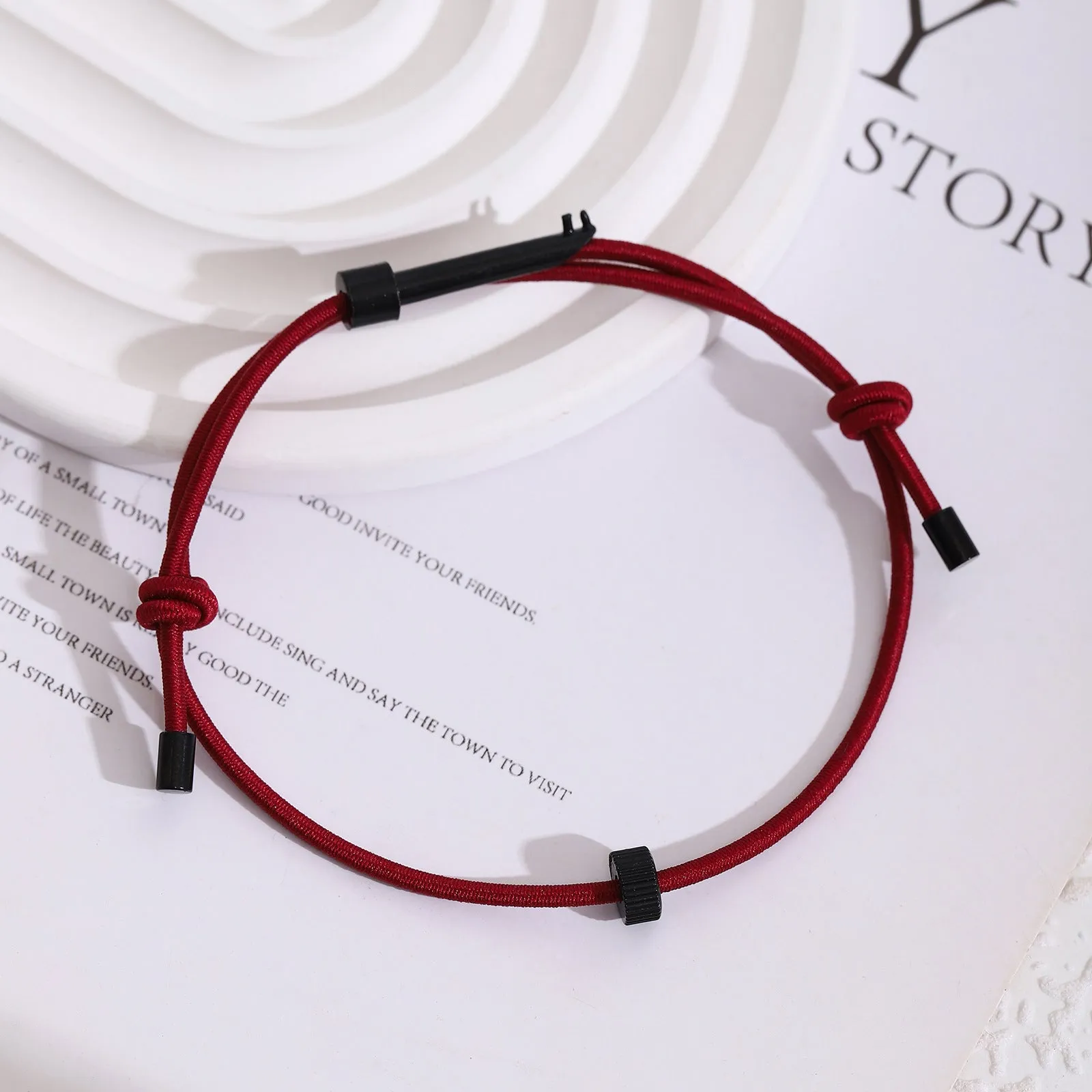 Tungsten carbide adjustable bracelet for emergency window breaking, unisex geometric style, available in multiple colours