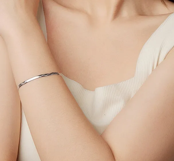 S925 sterling silver bracelet SCB303 with electroplated finish, unisex style