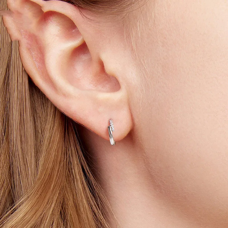 S925 sterling silver lines interlaced ear clip with refined zircon geometric shape for women simple style