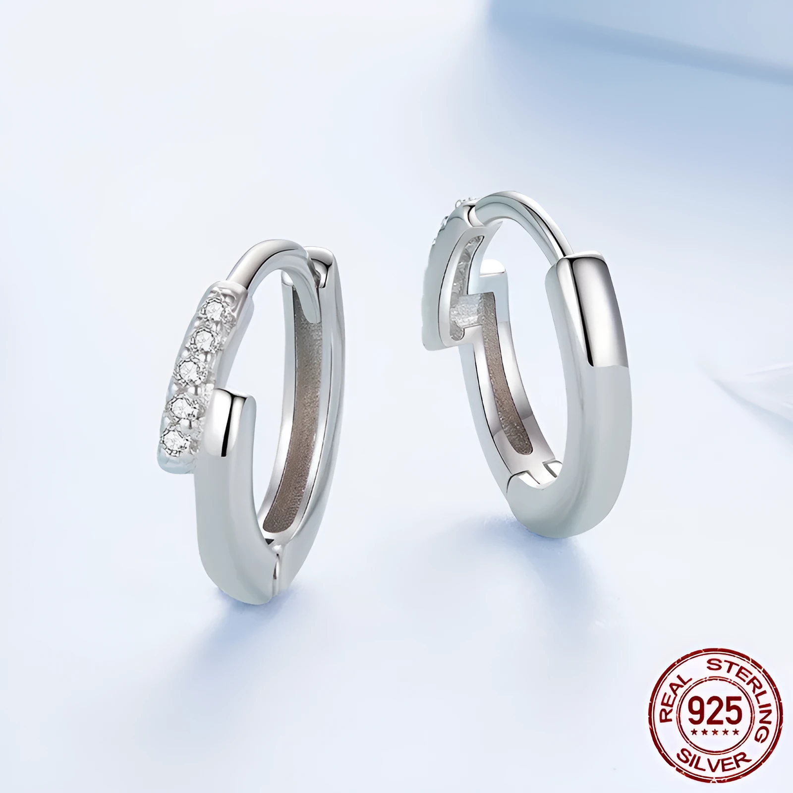S925 sterling silver lines interlaced ear clip with refined zircon geometric shape for women simple style
