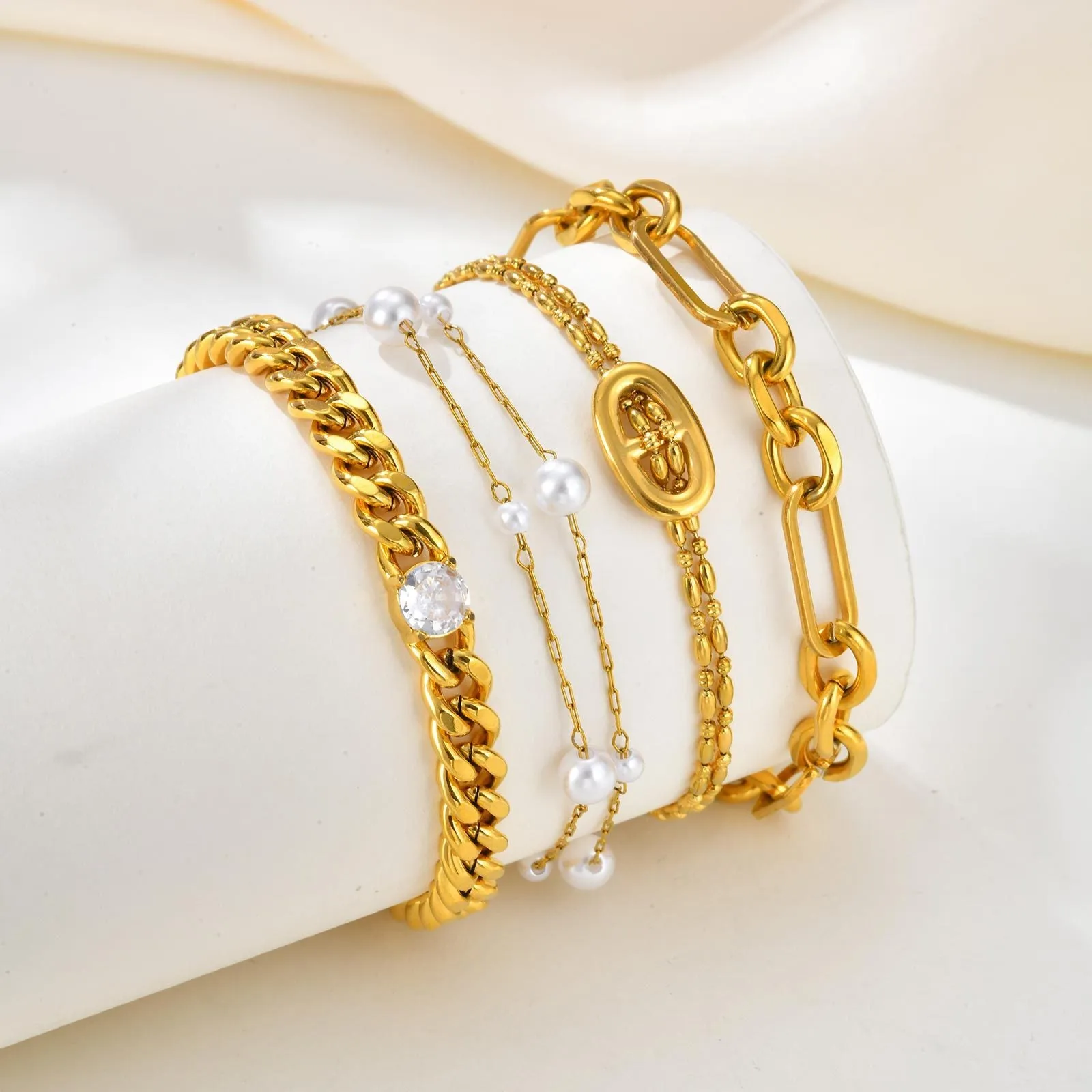 Women's titanium steel double-layer imitation pearl bracelet in geometric style with electroplated gold finish
