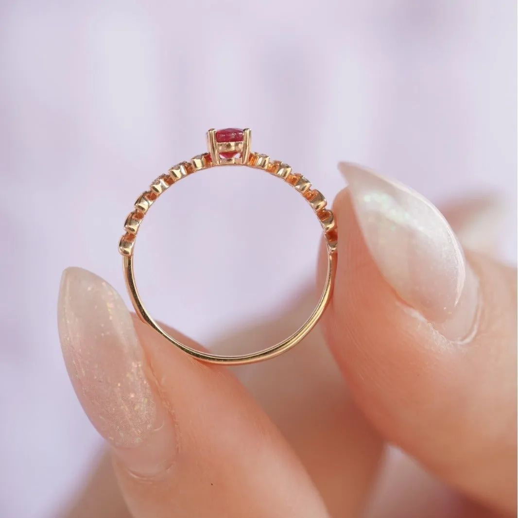 S925 sterling silver ring in yellow gold with leaf-shaped design and diamond treatment, US size 7