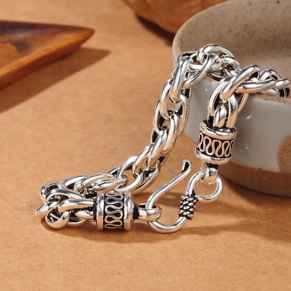 Handmade 925 silver buckle bracelet for men and women, round geometric shape on silver background