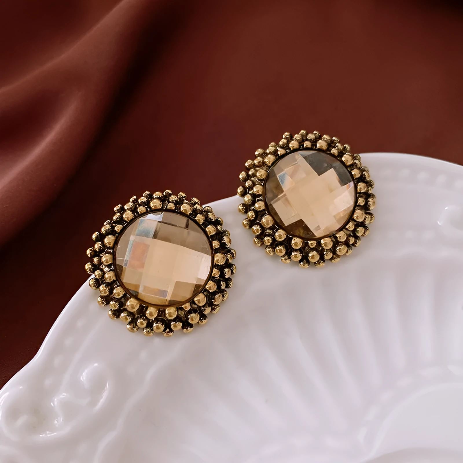 Women's silver needle flower earrings in alloy with electroplated gold finish, geometric Chinese style