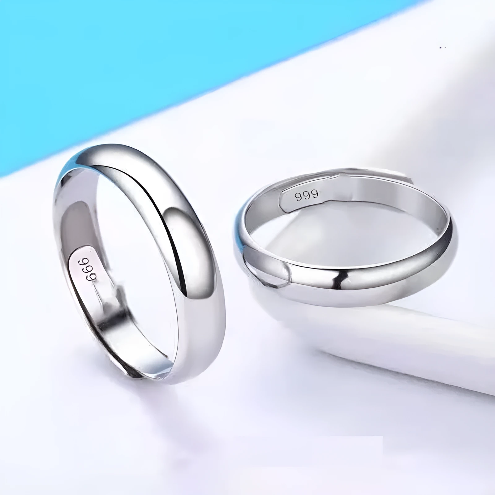 Unisex adjustable metal ring with silver or gold plating, geometric shape