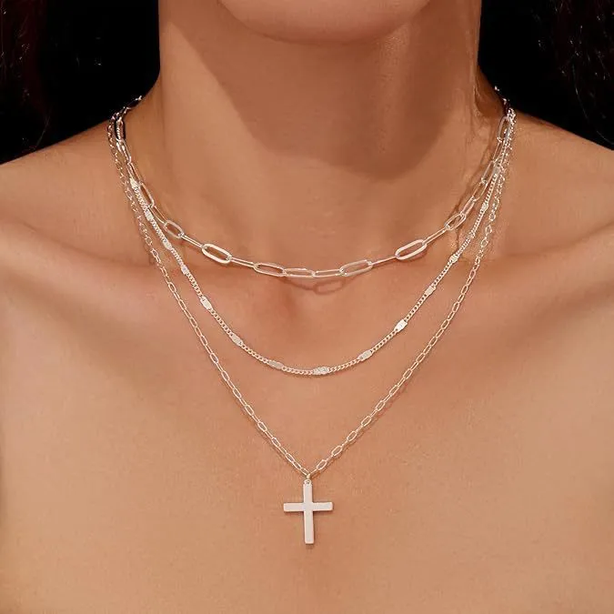 Copper electroplated layered clip necklace with circle pendant in gold finish