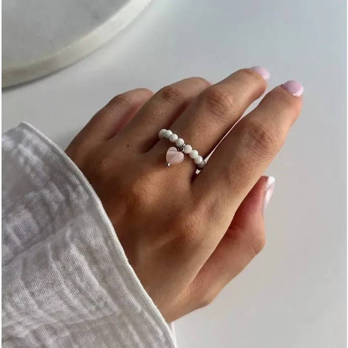Korean style heart shell index finger ring in white with simple band