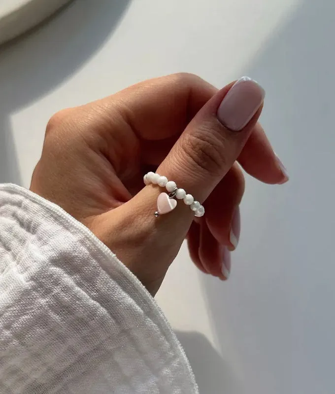 Korean style heart shell index finger ring in white with simple band