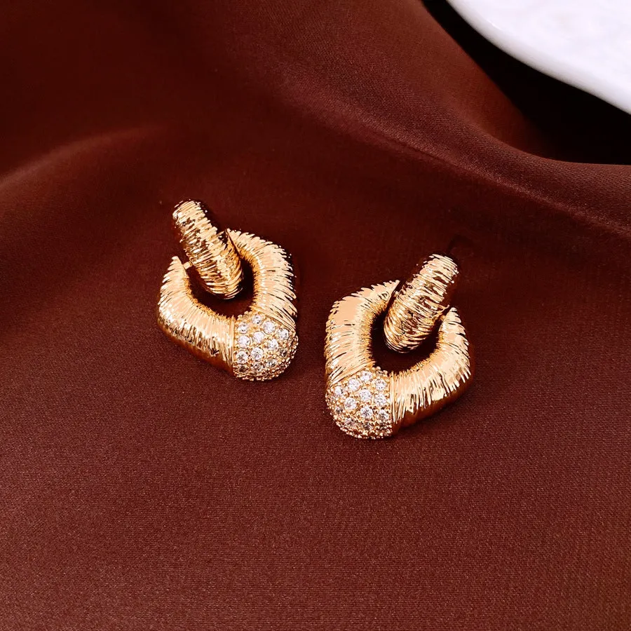Copper diamond stud earrings with quadrilateral shape and silver needle finish for women