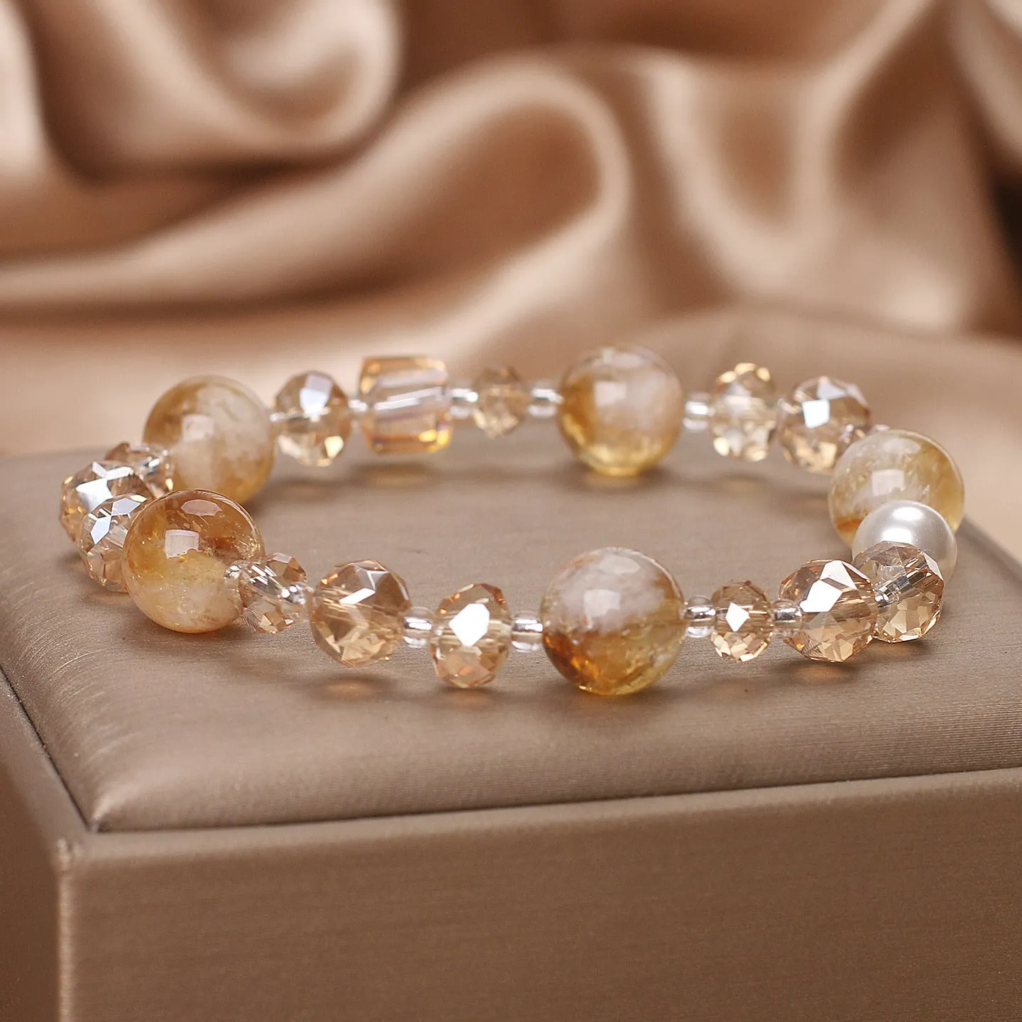 Women's light luxury artificial crystal bracelet in lemon crystal colour with animal and zodiac design