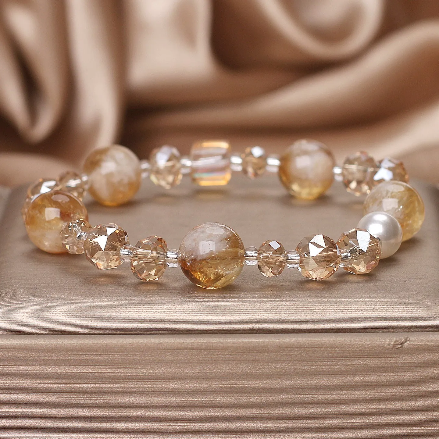 Women's light luxury artificial crystal bracelet in lemon crystal colour with animal and zodiac design