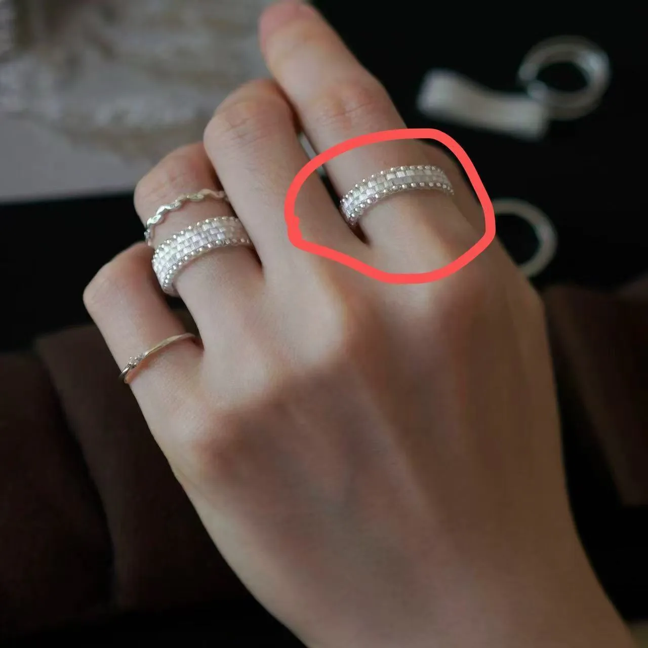 Handmade glass bead string ring in retro Korean style with inspiration Muse filament design