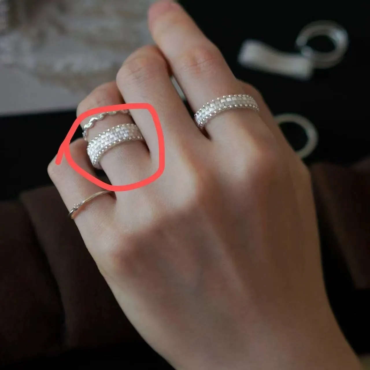 Handmade glass bead string ring in retro Korean style with inspiration Muse filament design