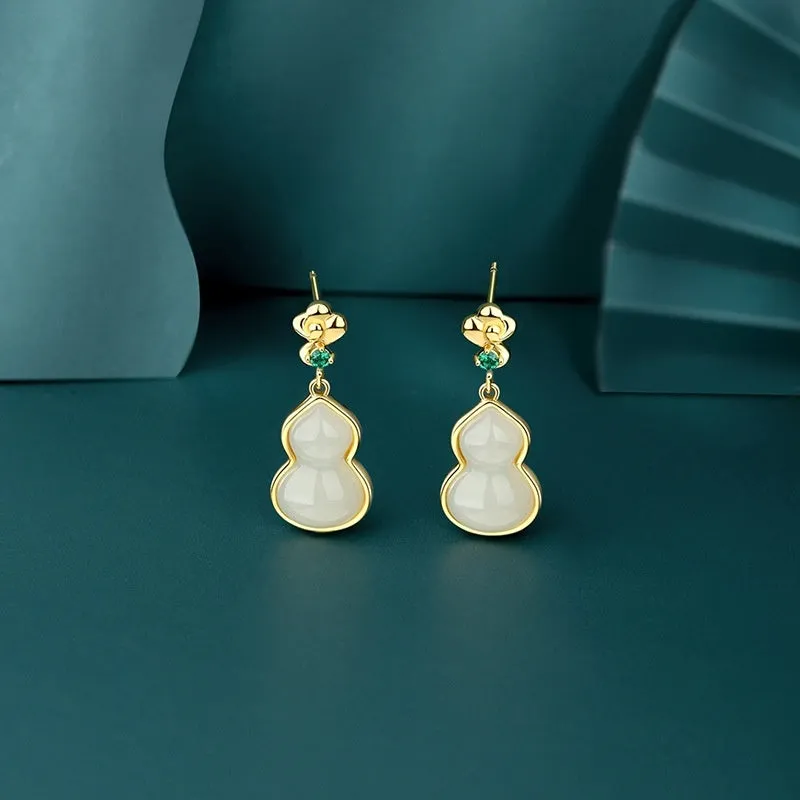 S925 sterling silver necklace with Hetian jade gourd pendant, Fu Lu design, available in 22K gold or white gold colour