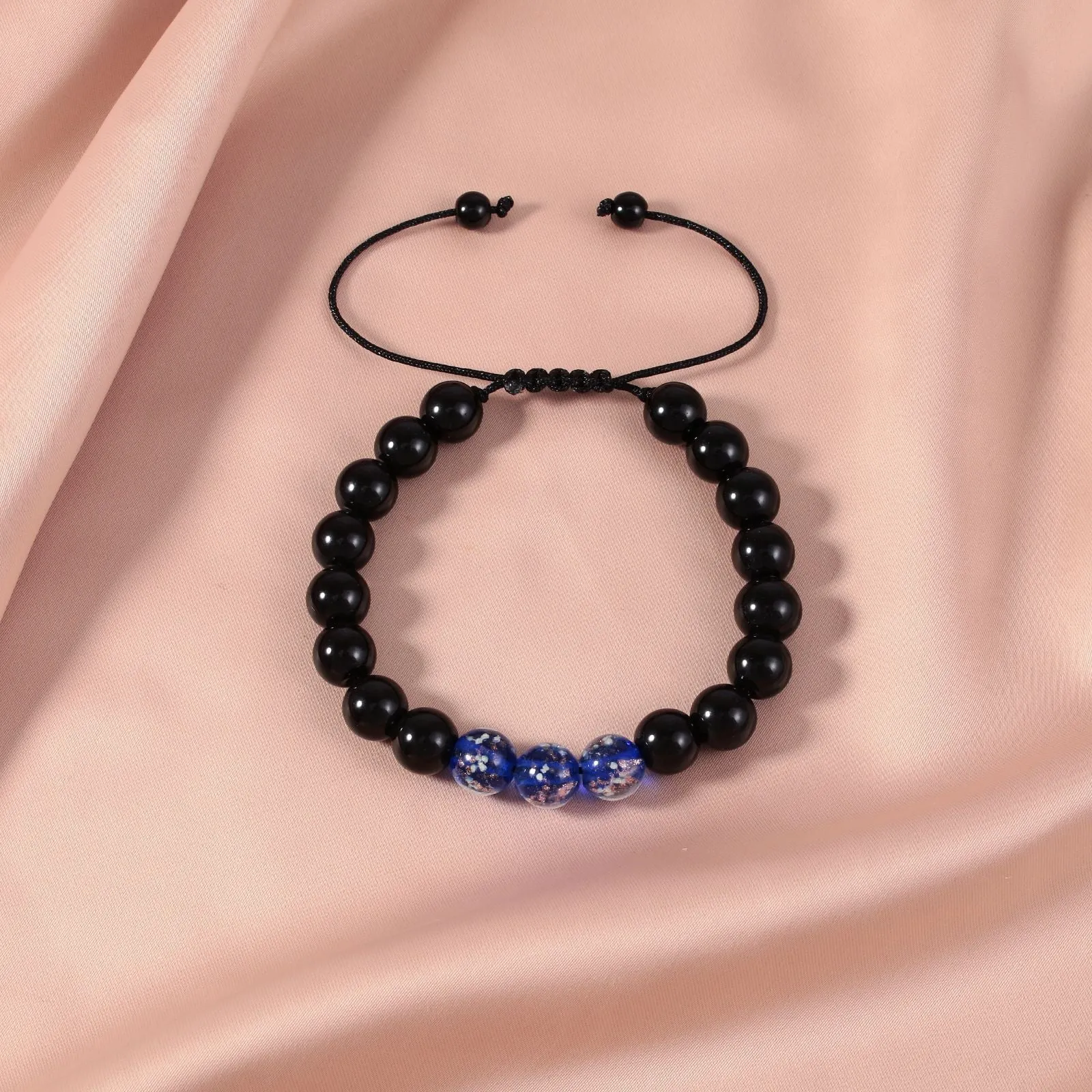 Adjustable luminous bracelet with coloured glass geometry beads in six colour options