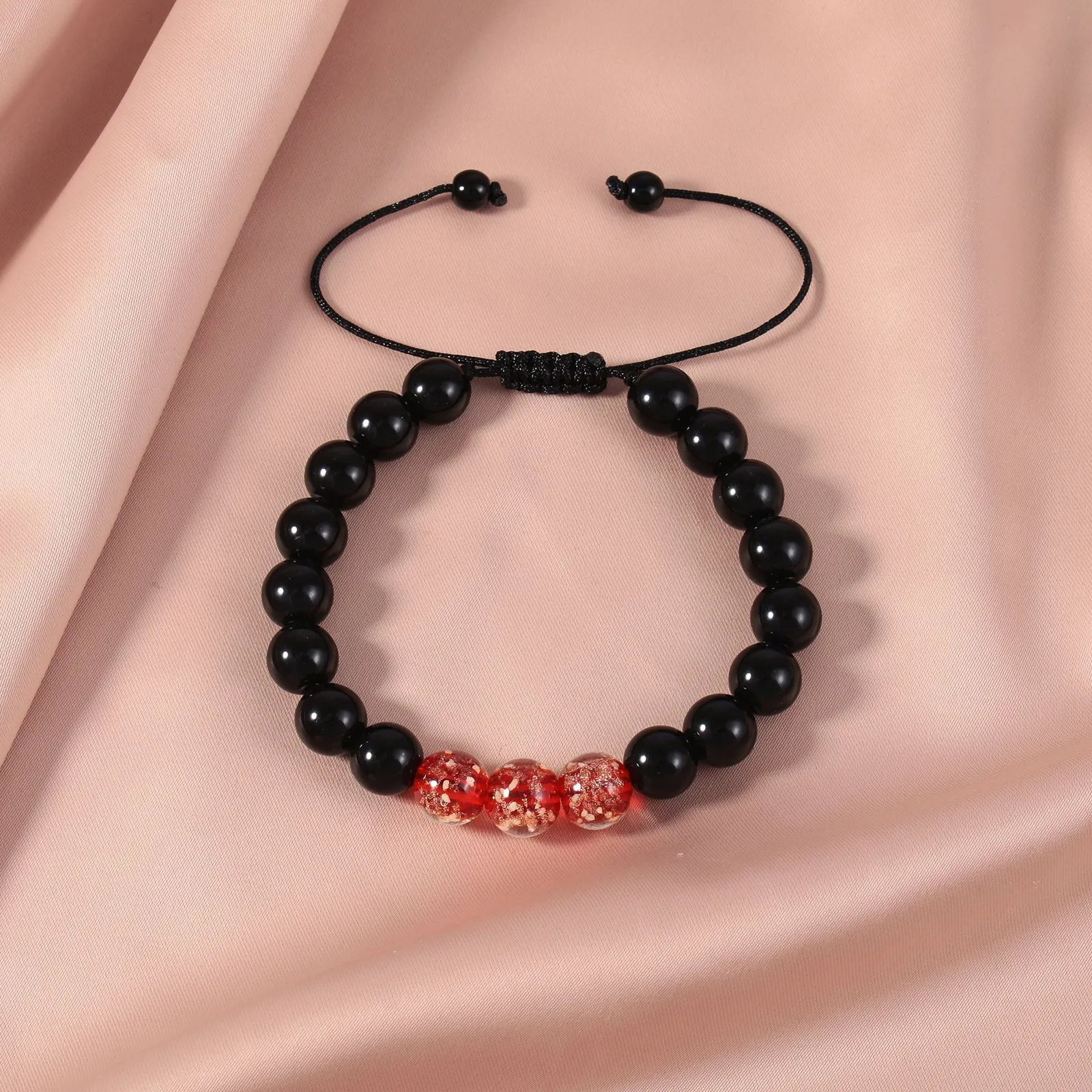 Adjustable luminous bracelet with coloured glass geometry beads in six colour options