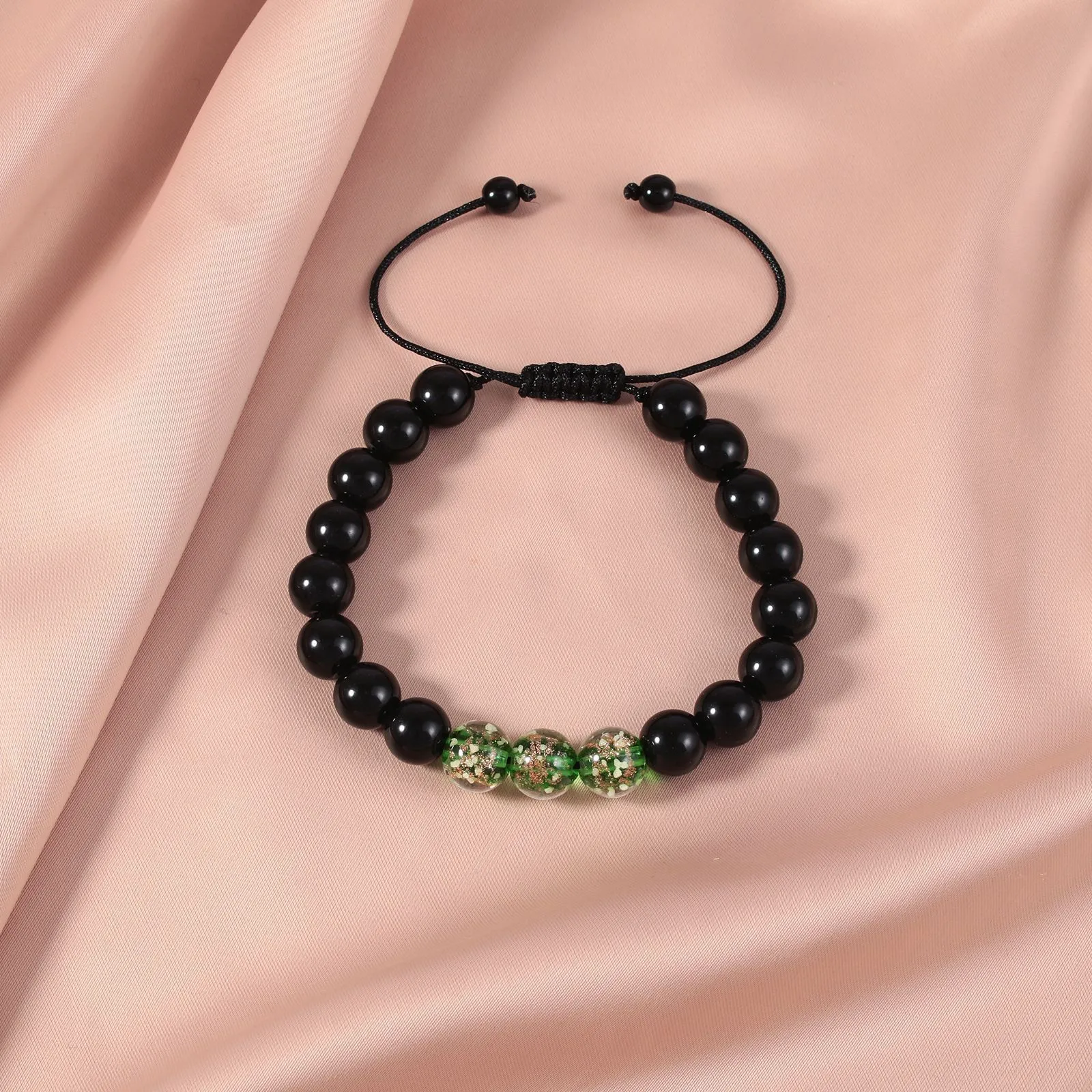 Adjustable luminous bracelet with coloured glass geometry beads in six colour options