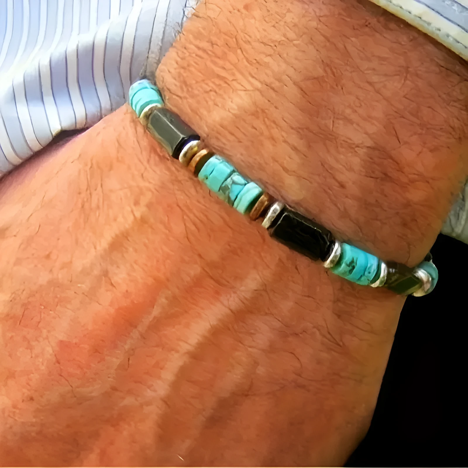 Handmade retro men's bracelet with turquoise and haematite beads, colour CZL165