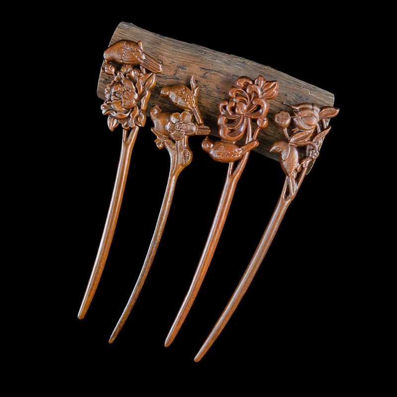 Gold Sandalwood daily updo gadget hair claw hairpin in New Chinese style geometric shape, wood material