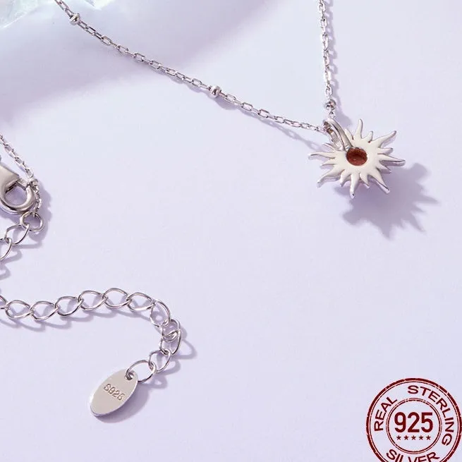 S925 sterling silver sun pendant necklace on display, electroplated finish, O-shaped chain, colour BSN440