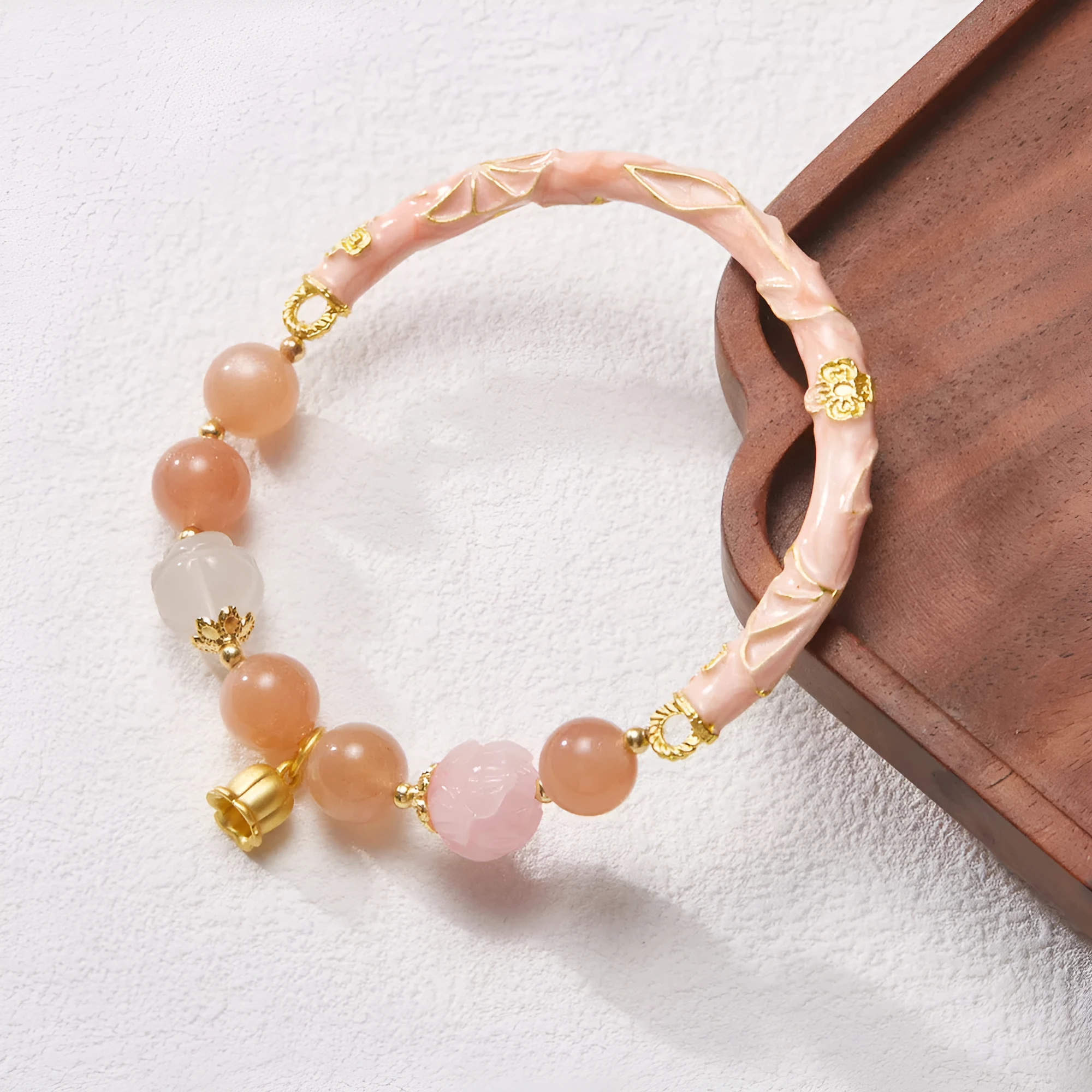 Handmade geometric lily jade bracelet in sunstone jinsi jade with Chinese style design
