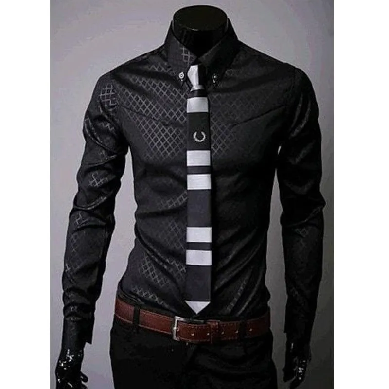 Men's fitted striped dress shirt with square collar and long sleeves in cotton blend broadcloth