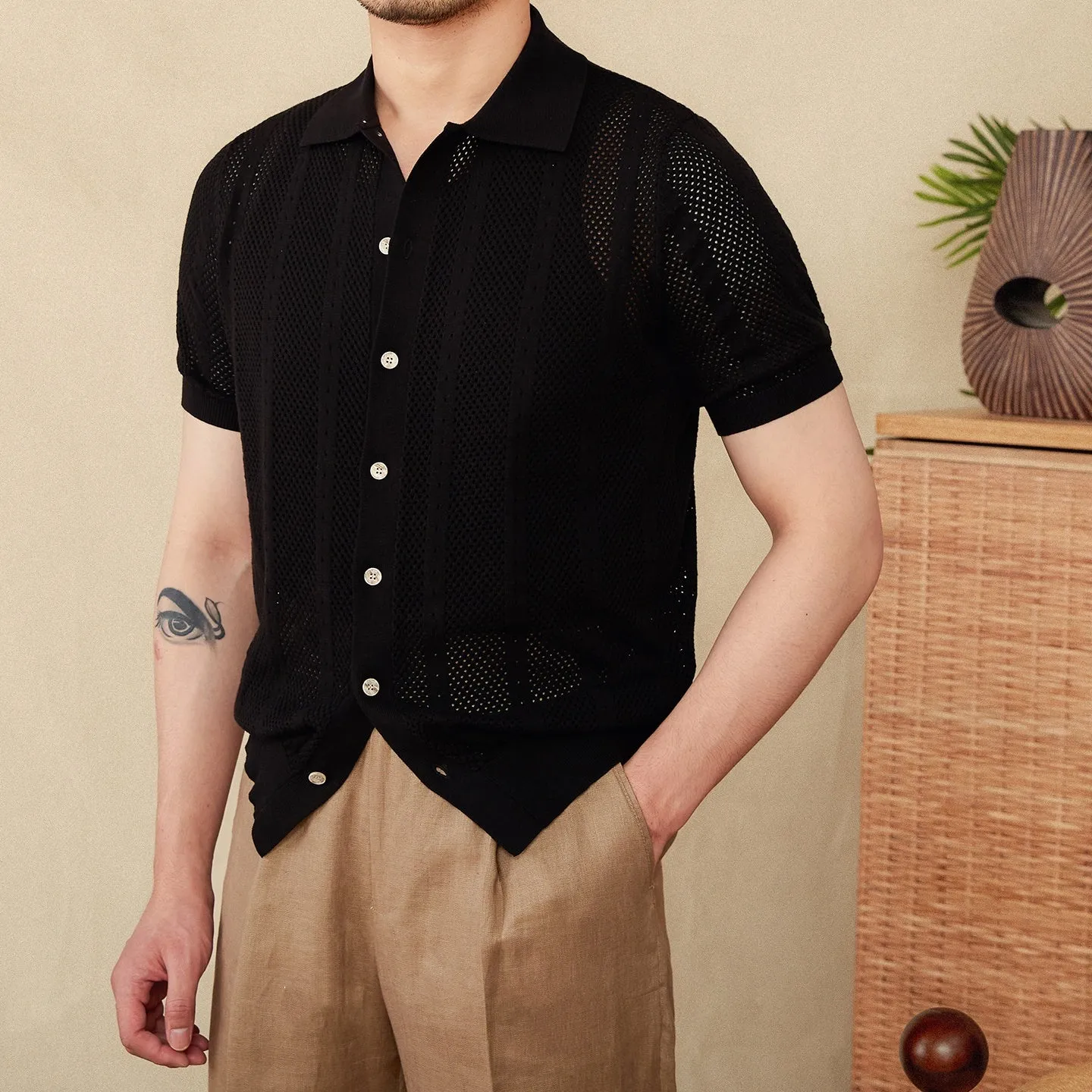 Men's short sleeve lapel cardigan with striped pattern in cotton fabric