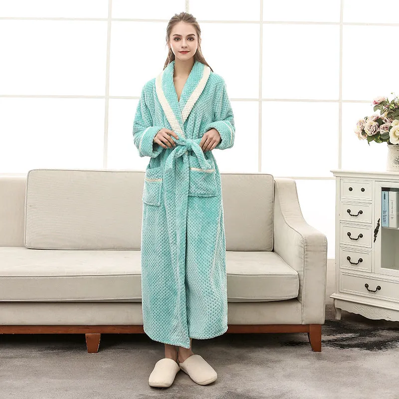 Thick winter couple bathrobe in solid colour, black option, for women and men home wear