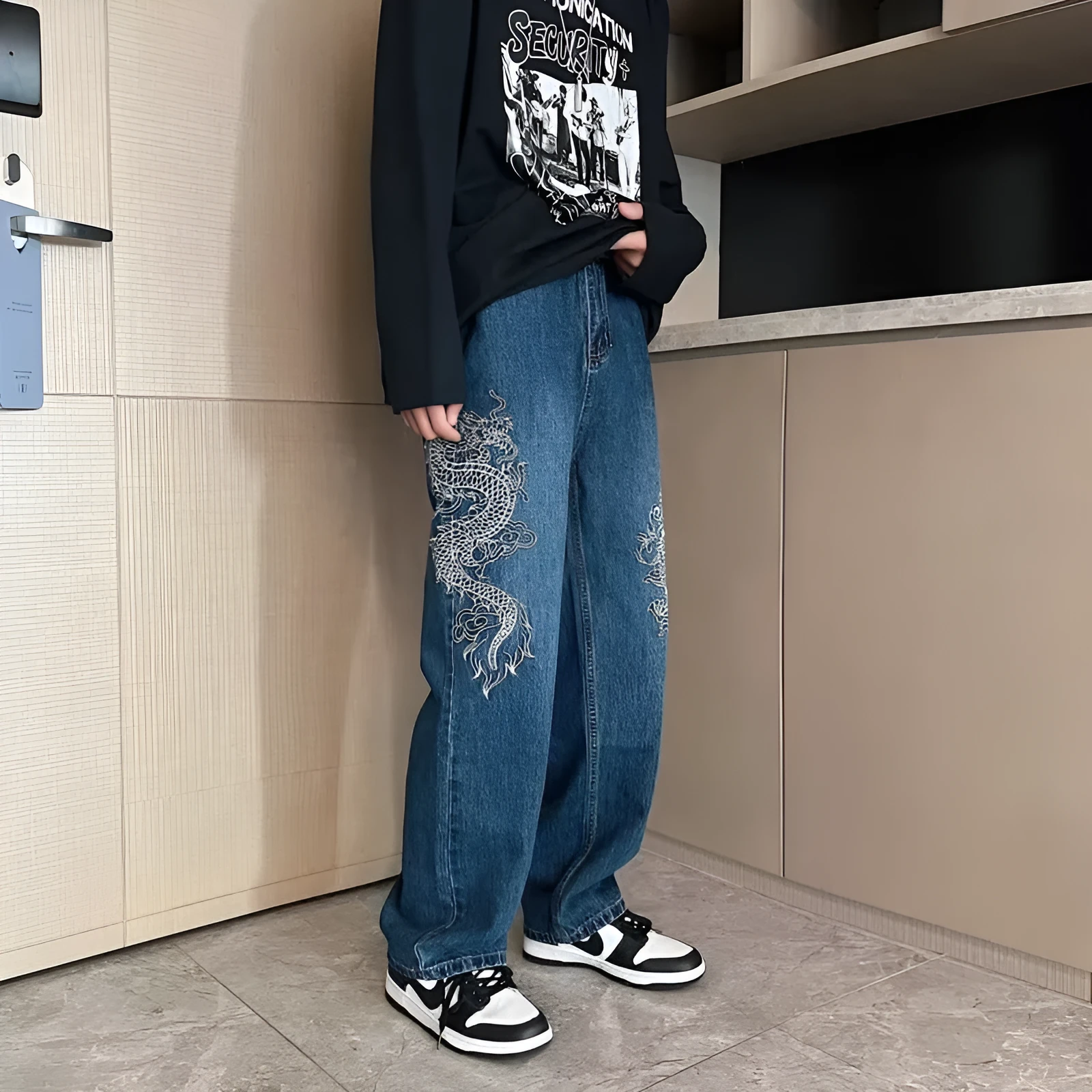 Loose embroidered jeans for men in Jinlong colour, cowboy style with three-dimensional tailoring, available in sizes S-3XL.