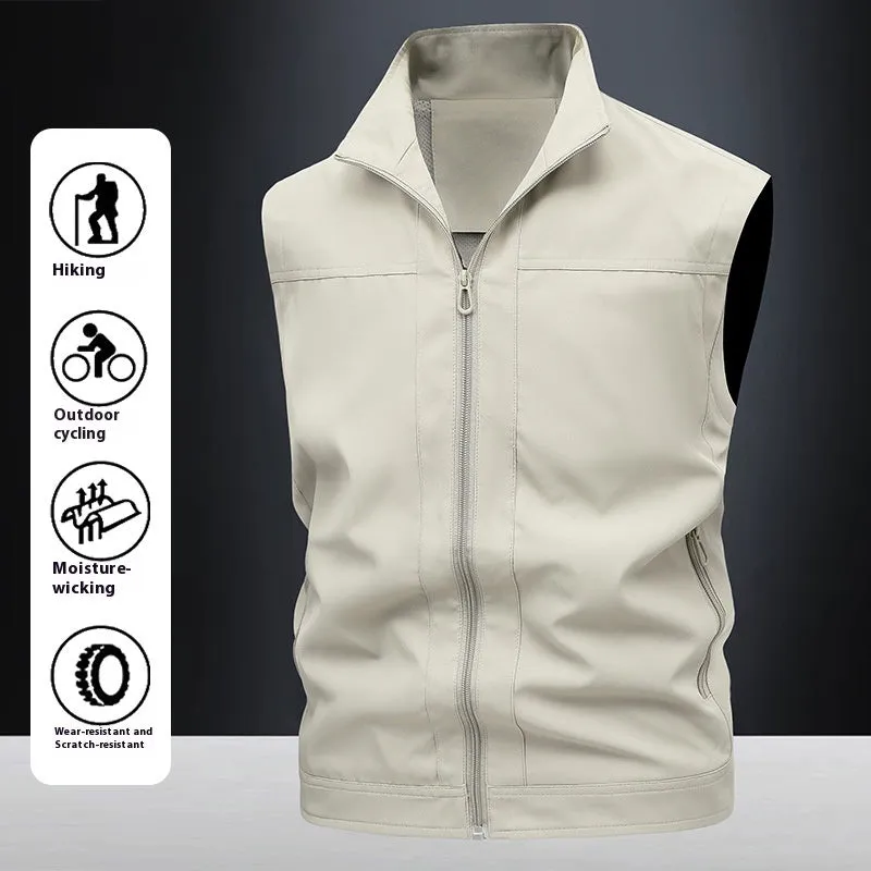 Men's casual horse shirt with stand-up collar in army green colour showing loose fit and breathable fabric