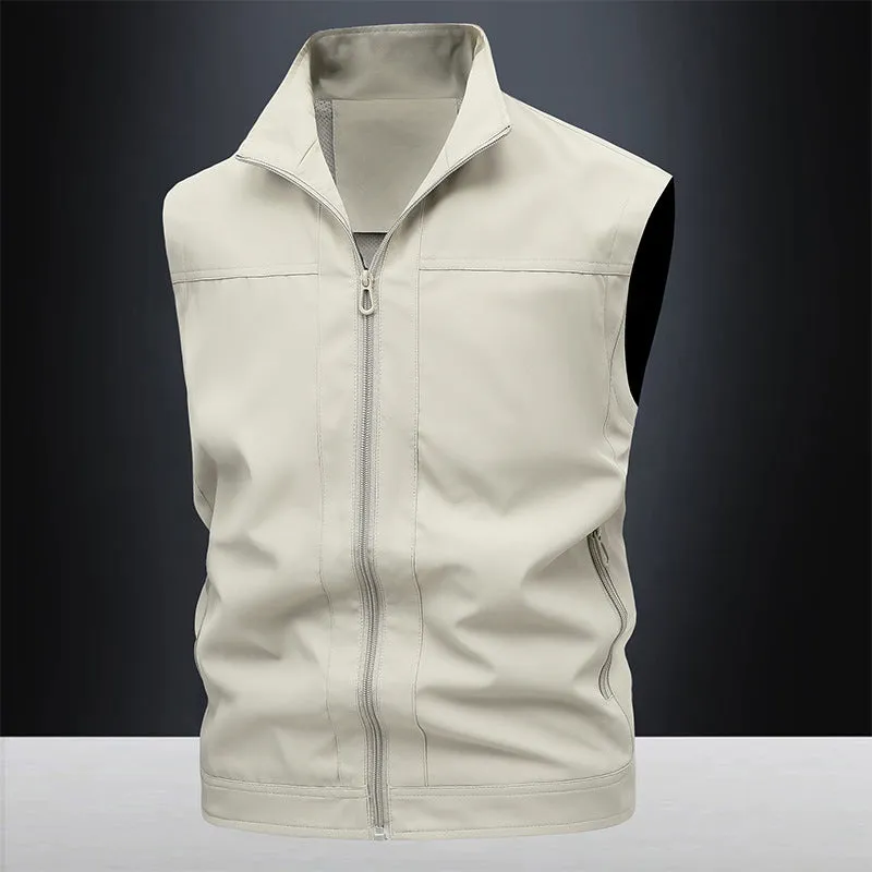 Men's casual horse shirt with stand-up collar in army green colour showing loose fit and breathable fabric