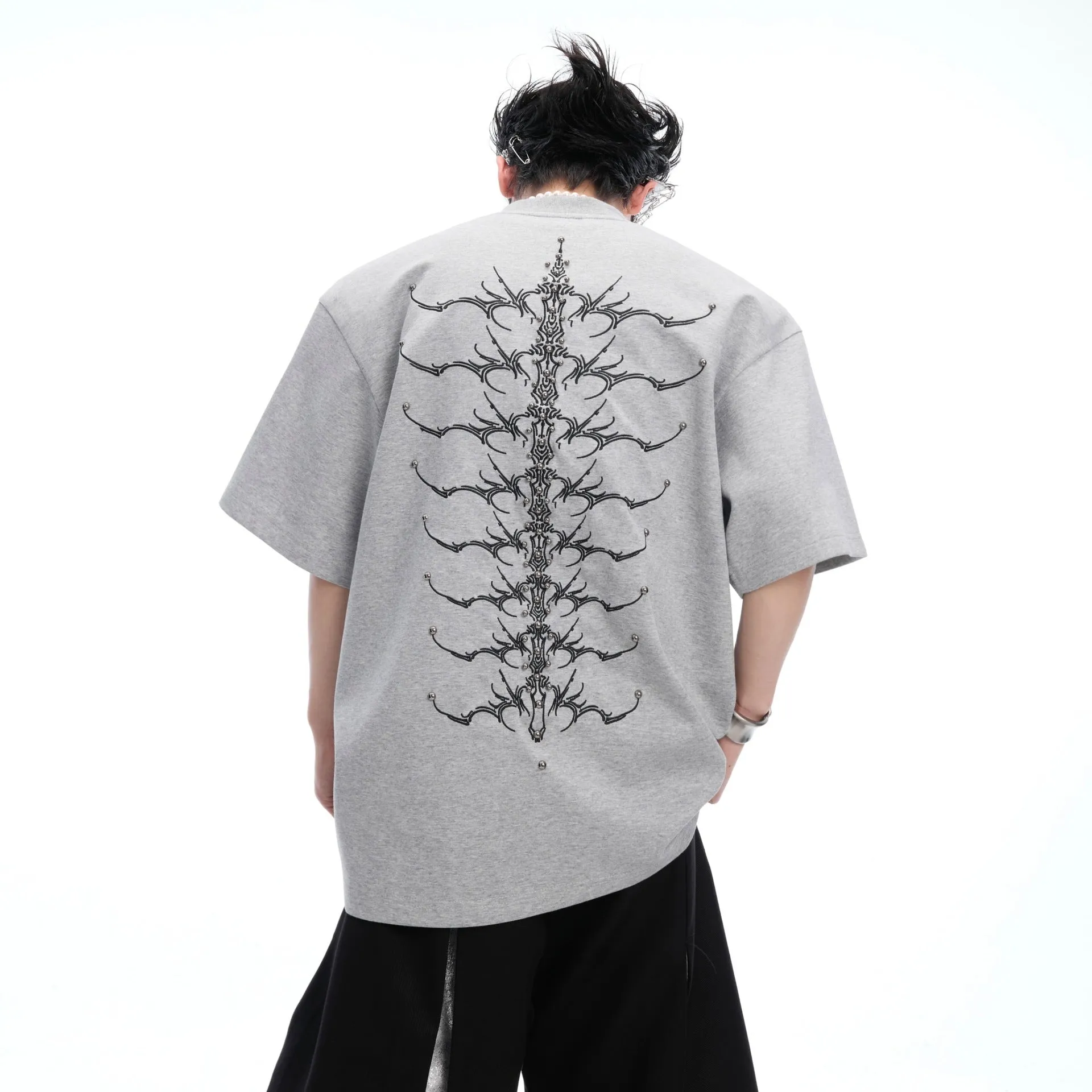 Cool black men's snake pupil backbone embroidered pure cotton short sleeve T-shirt loose fit