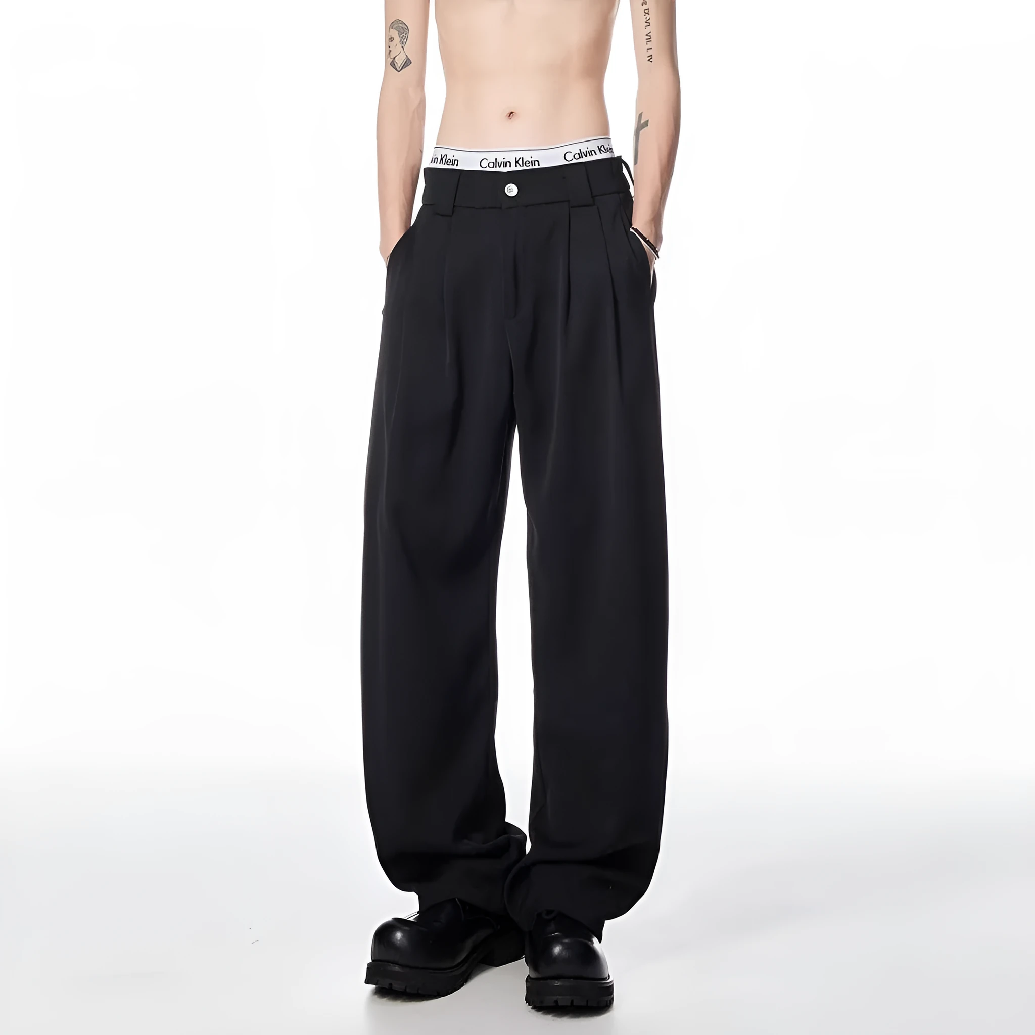 Men's solid colour ice silk leggings in black with micro elastic polyester fabric