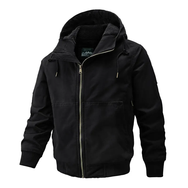 Men's cotton padded winter jacket in black with loose fit and side pockets