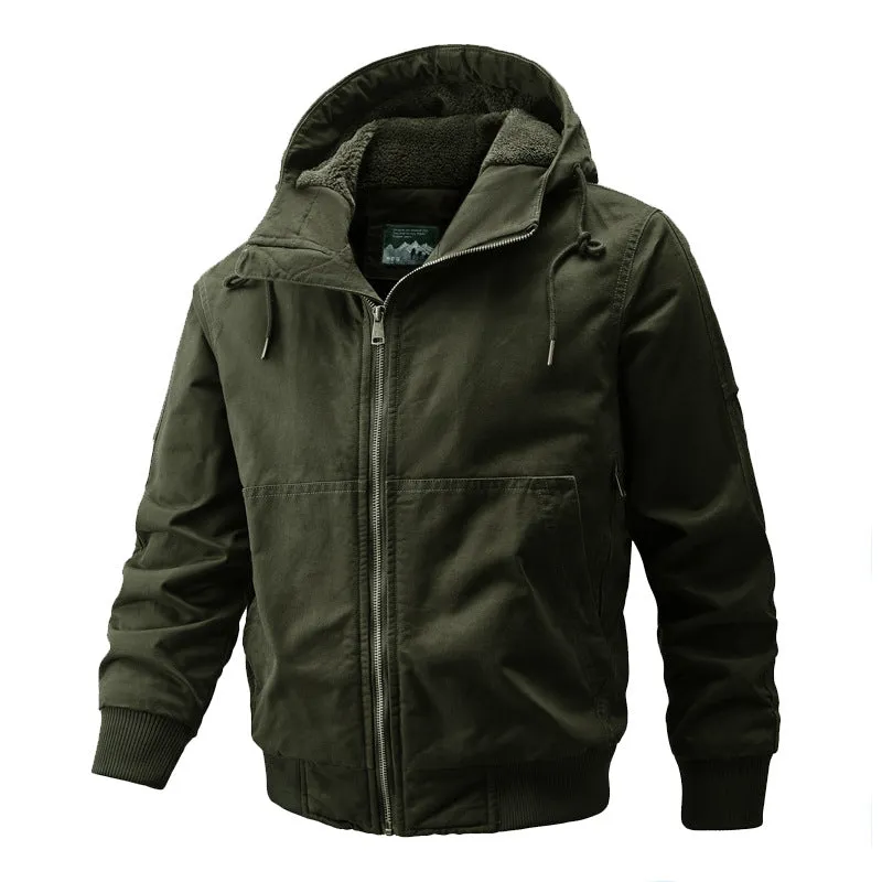 Men's cotton padded winter jacket in black with loose fit and side pockets