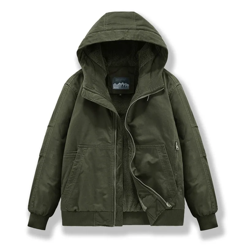 Men's cotton padded winter jacket in black with loose fit and side pockets