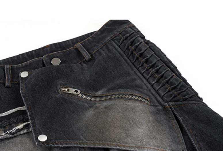 Youthful deconstruction worn jeans in cotton with front zipper available in sizes S M L XL