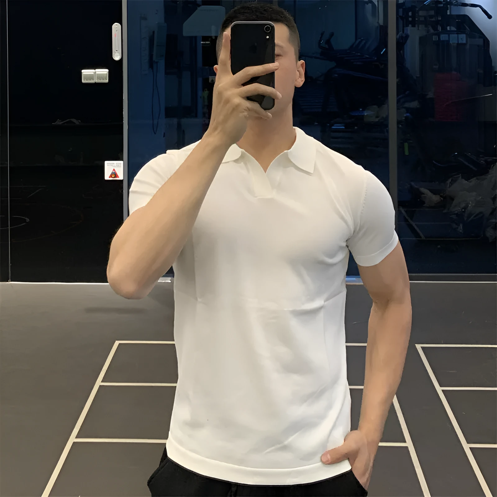 Men's British Business Summer Ice Silk T-shirt in loose fit, short sleeves, available in six colours including white and black