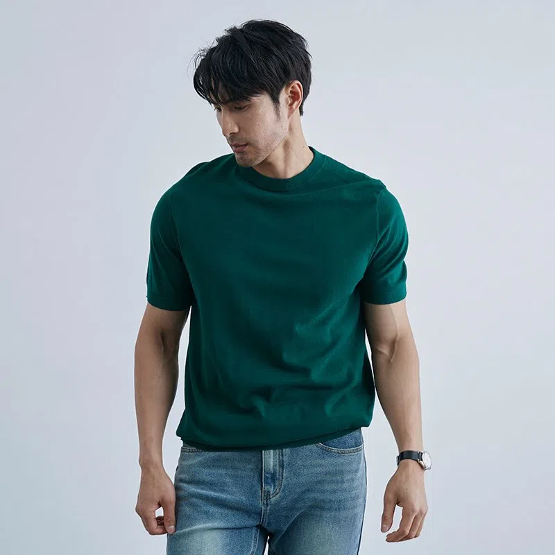 Men's knitted ice silk short-sleeve pullover in solid colour, slim fit, polyester, available in white black blue green rose red apricot