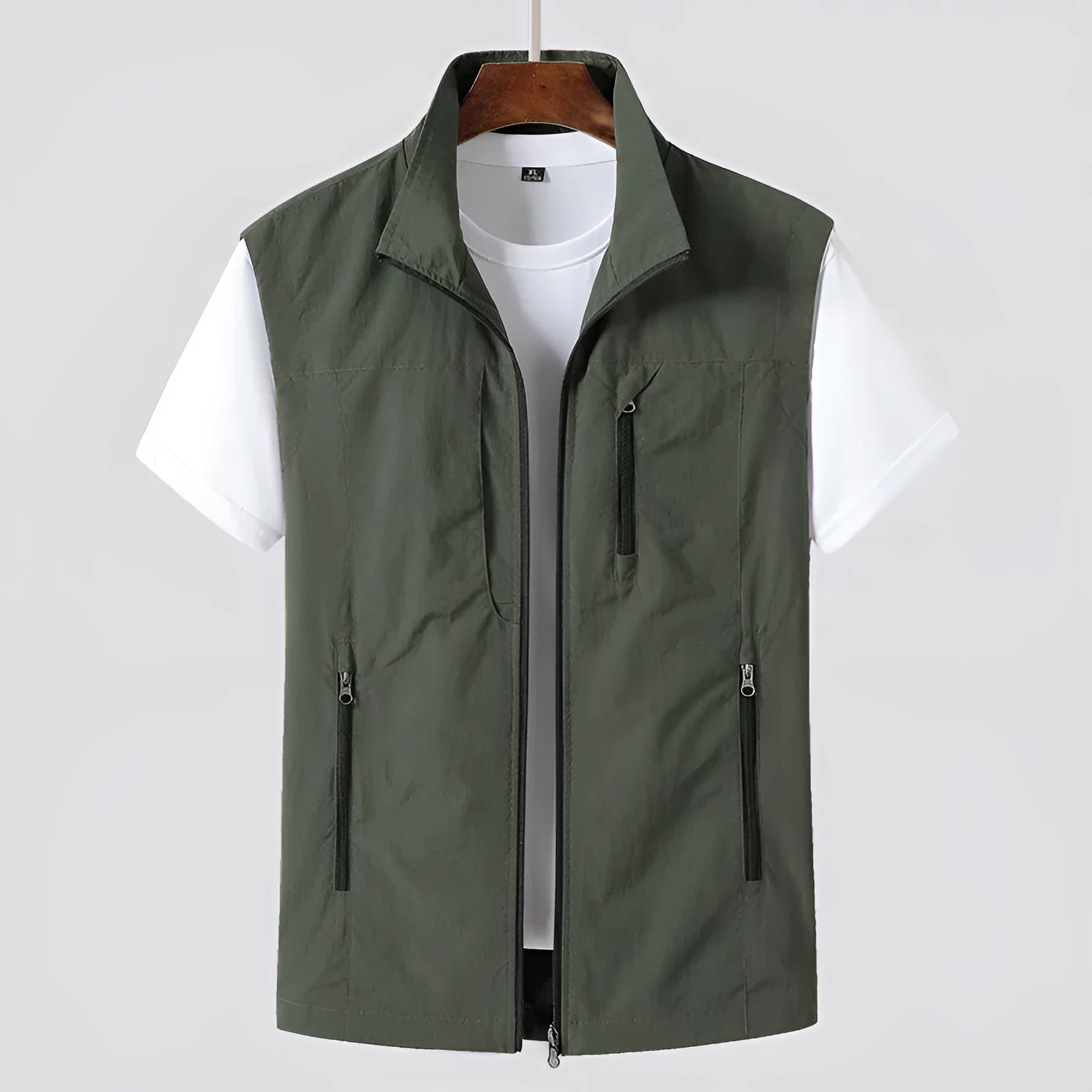 Breathable multi-pocket outdoor casual vest jacket in khaki, slim fit with zippered pockets and straight hem