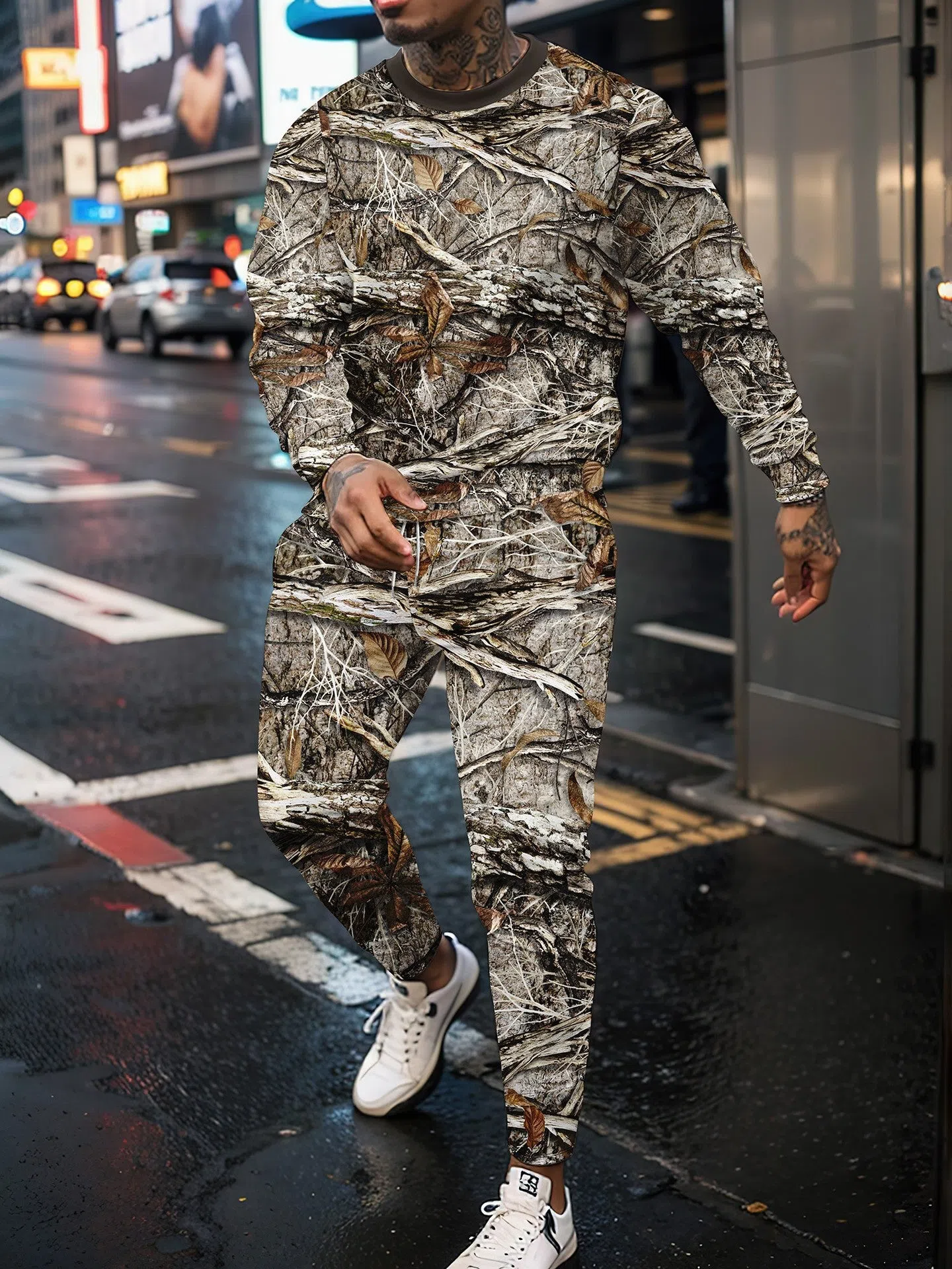 Jungle camouflage round neck sweater and long sleeve two-piece sportswear set with trousers