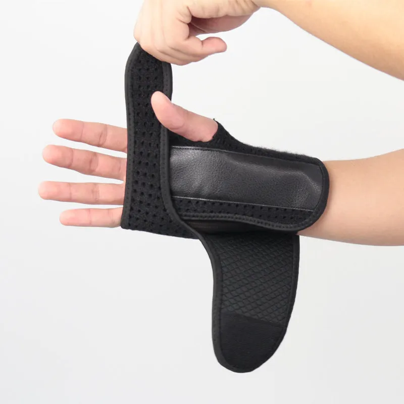 A pair of men's neoprene and aluminium plywood sports support gloves for joint and tendon protection.
