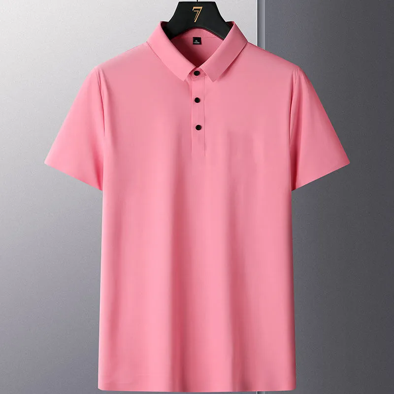 Man wearing a solid colour short-sleeve non-ironing business casual shirt in nylon fabric.